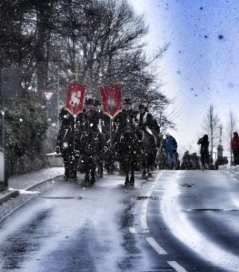 The Osterreiters arriving