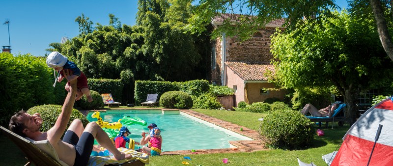 holiday all stretched copy_0031_Layer 52